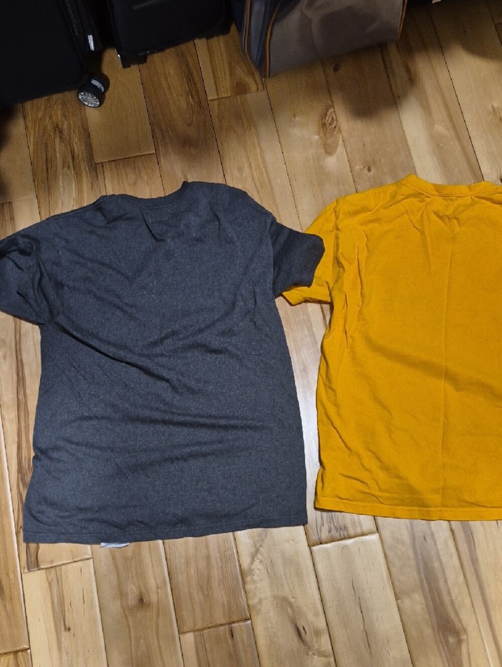 Pittsburgh Steelers Short Sleeve Tee - Gray and Gold - Picture 8 of 8